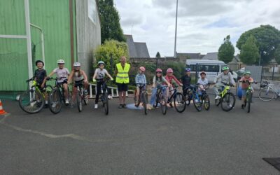 Les CM1-CM2 valident le « Savoir rouler à vélo » ! 🚲
